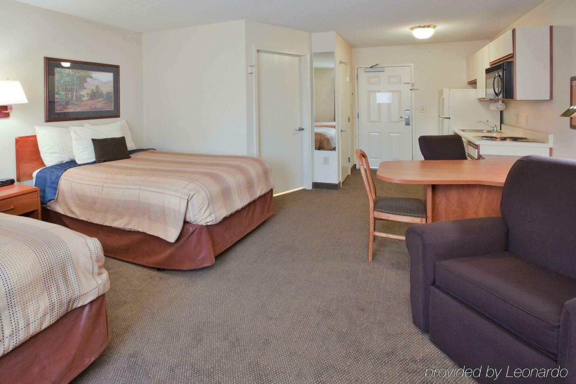 แคนเดิ้ลวูด สวีท นิวพอร์ต นิวส์-ยอร์กทาวน์ Hotel นิวพอร์ตนิวส์ ภายนอก รูปภาพ